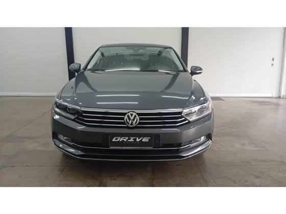 VOLKSWAGEN PASSAT 2.0 16V TSI BLUEMOTION GASOLINA HIGHLINE 4P DSG VOLKSWAGEN PASSAT 2.0 16V TSI BLUEMOTION GASOLINA HIGHLINE 4P DSG